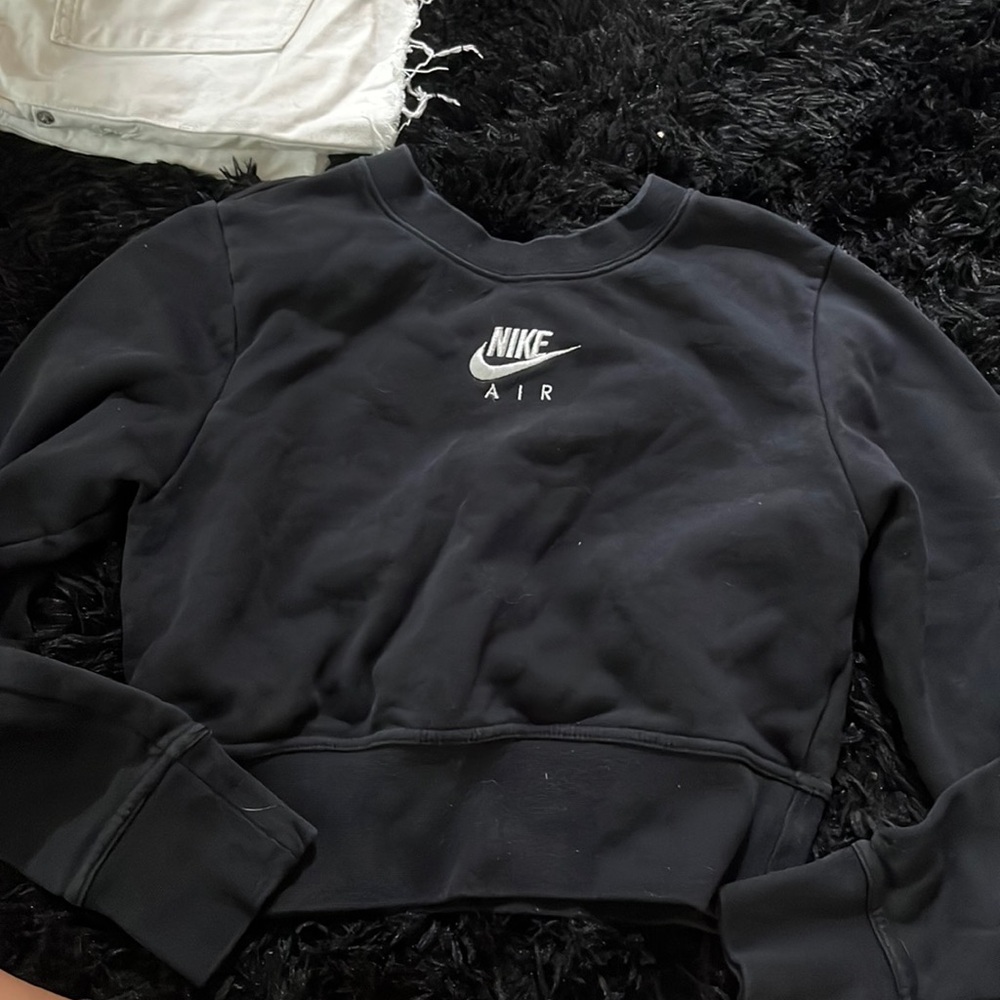 Nike sweatshirt